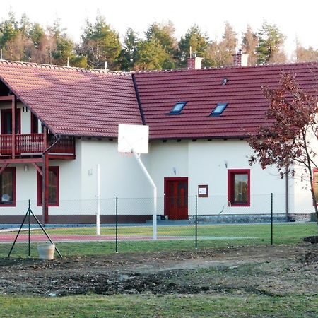 Penzion Lipina Slatinany Экстерьер фото